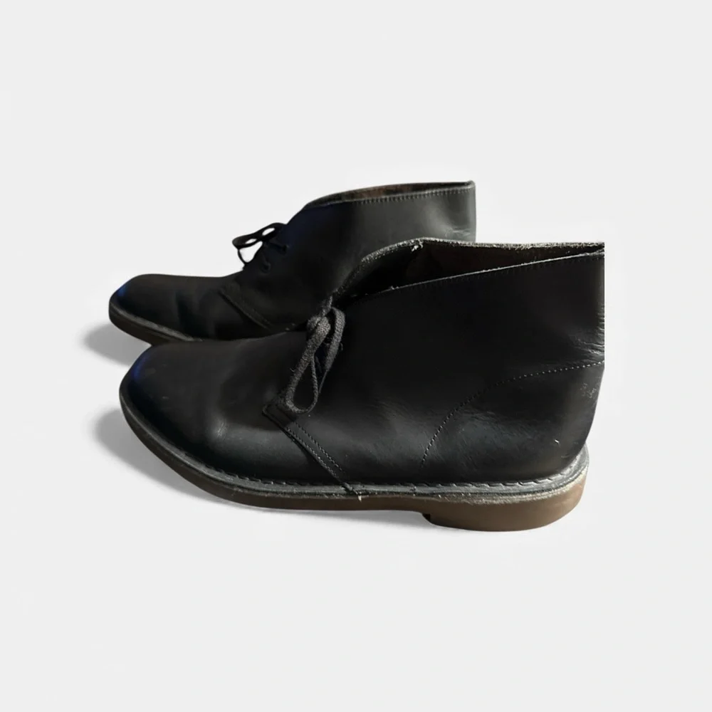 Clarks Black Leather Chukka‎ Boots